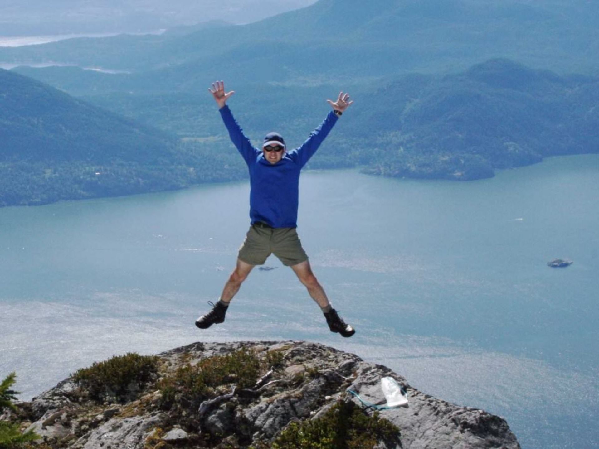 google-employees-can-get-extended-time-off-to-follow-their-passions