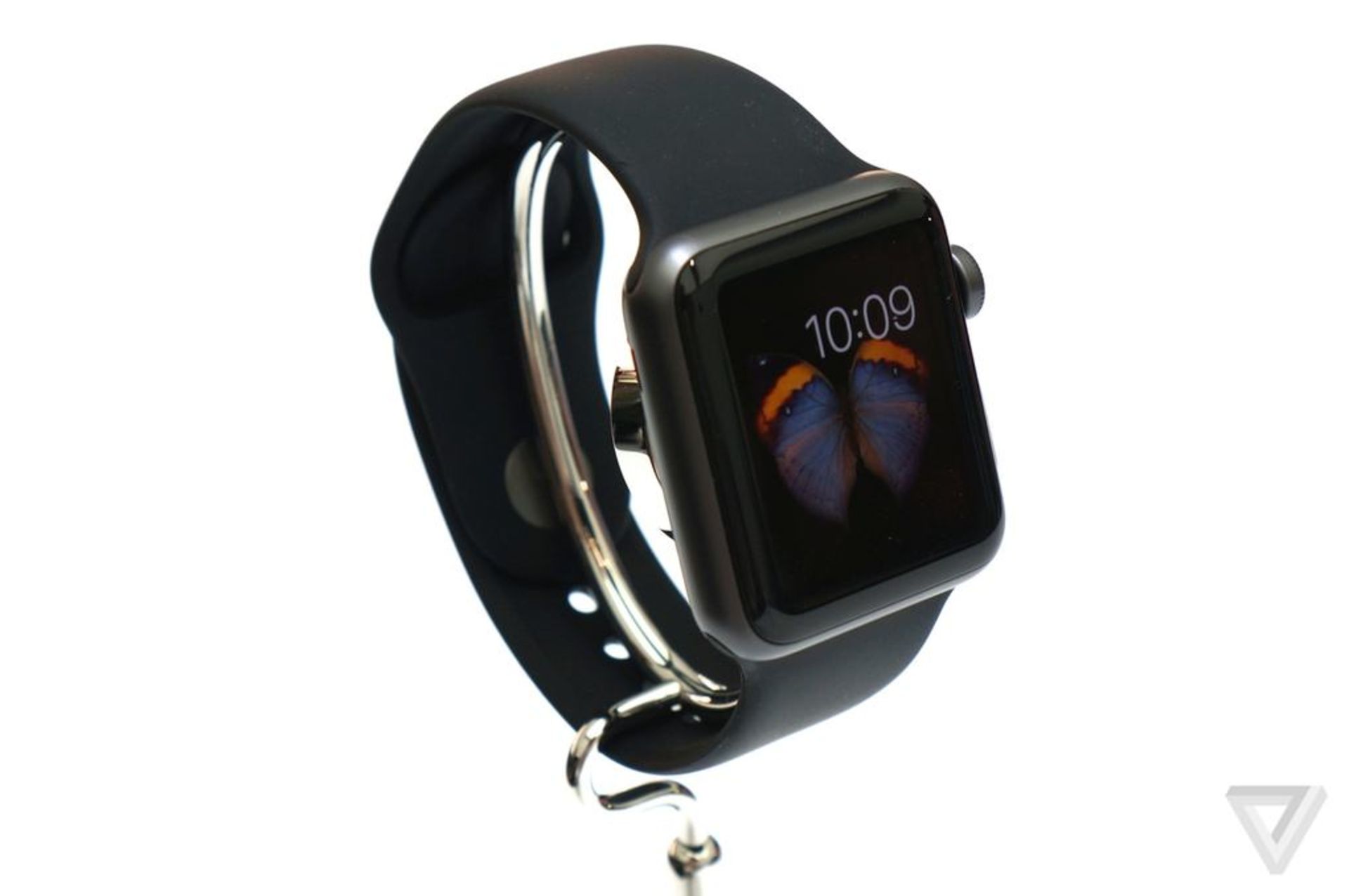 apple-watch-2-theverge-11 1320 verge super wide