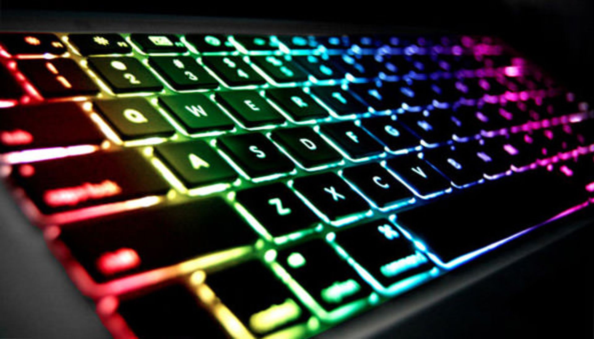 rainbow-colored-macbook-pro-keyboard-backlight