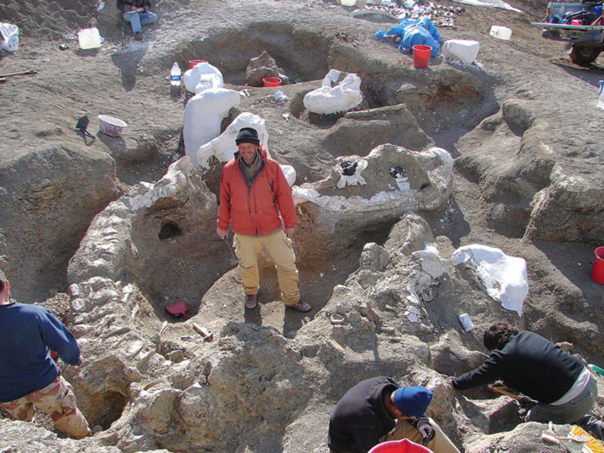 Kenneth Lacovara at dig site of Dreadnoughtus
