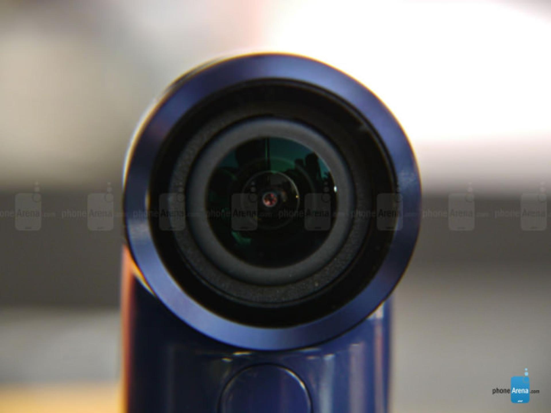 HTC-RE-hands-on 1