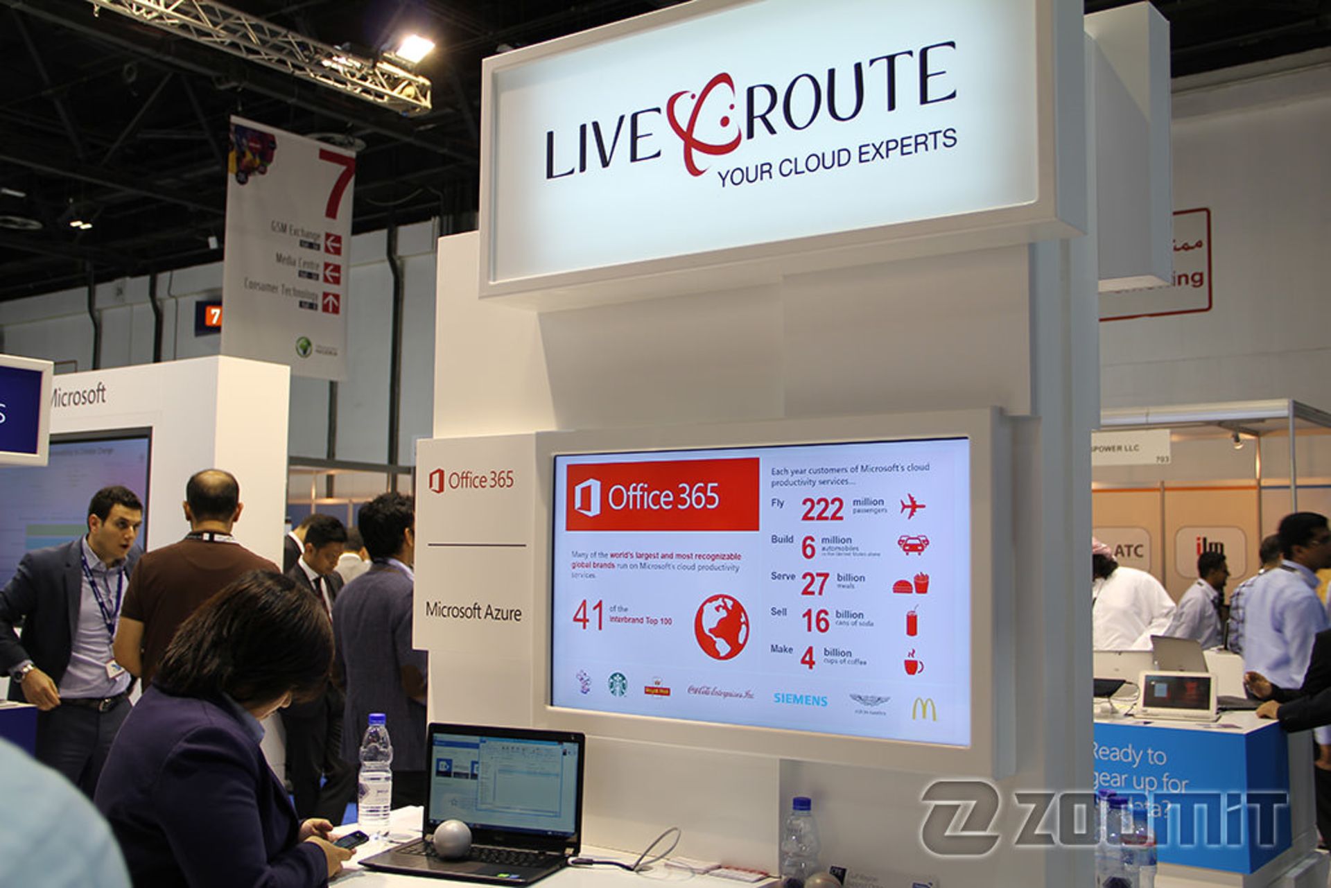 microsoft-booth-gitex-4