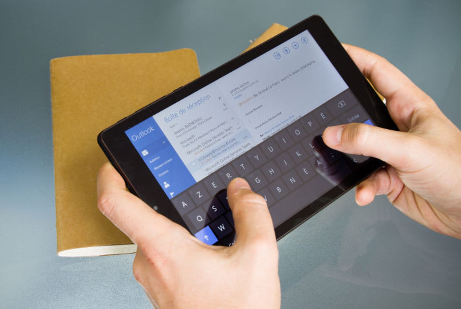 Archos-80-Cesium-Windows-81-tablet-05