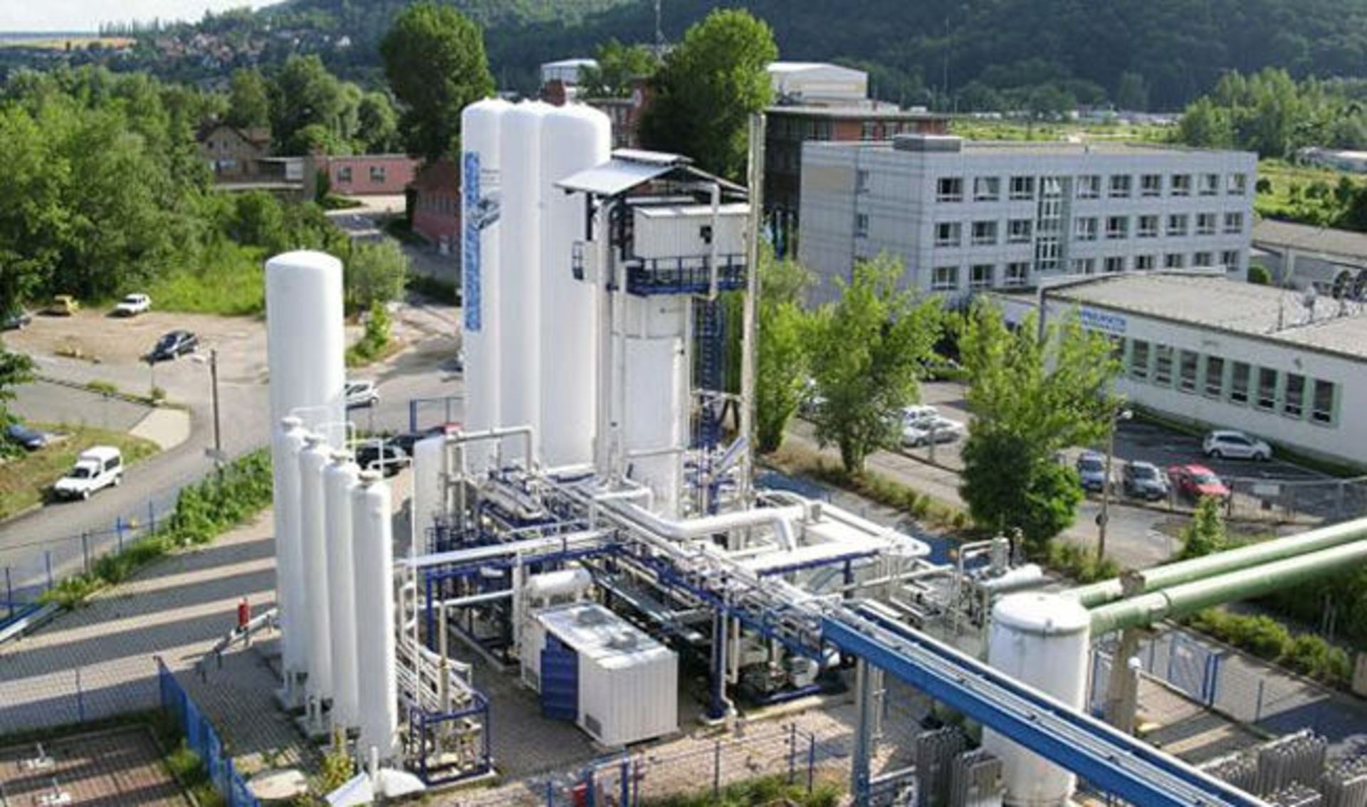 FCV-3