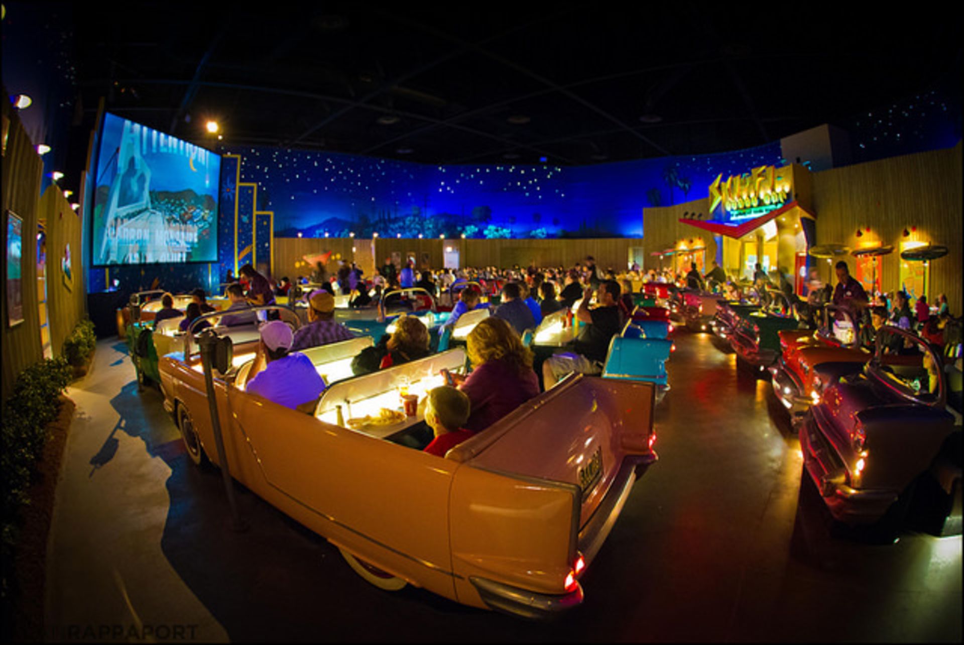 زیباترین سالن‌های سینمای جهان