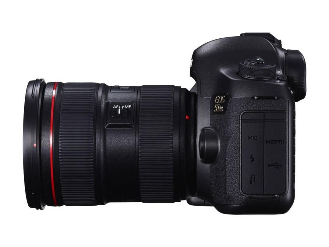 EOS 5DS Left.0
