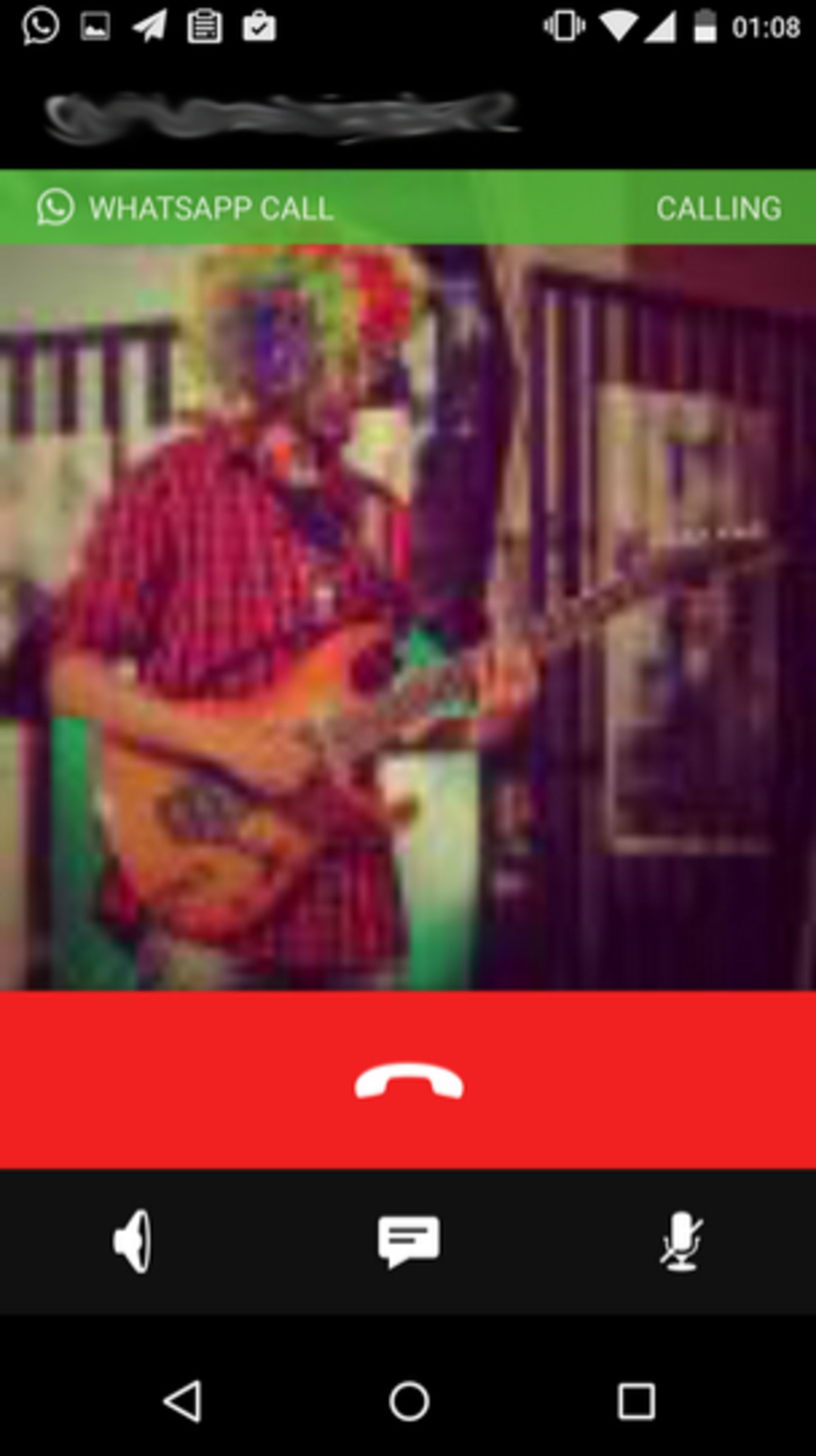 Screenshots-showing-the-new-WhatsApp-UI-with-voice-call-feature 2