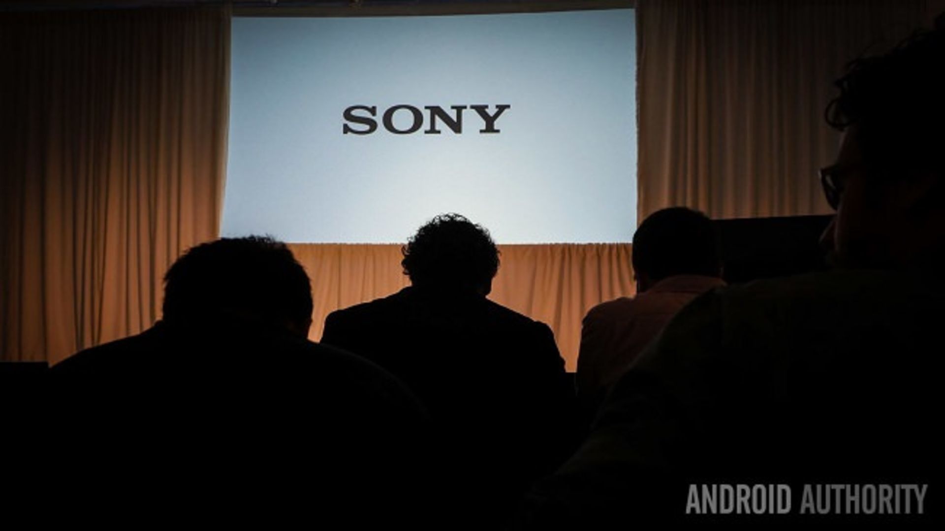 8-sony-xperia-z3v-first-look-aa-1-of-30