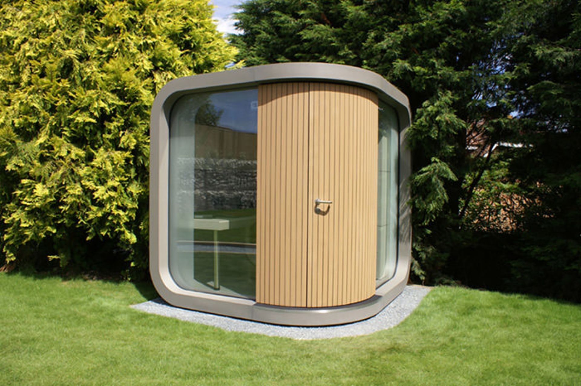 طرحی خلاقانه برای دفتر کار در منزل