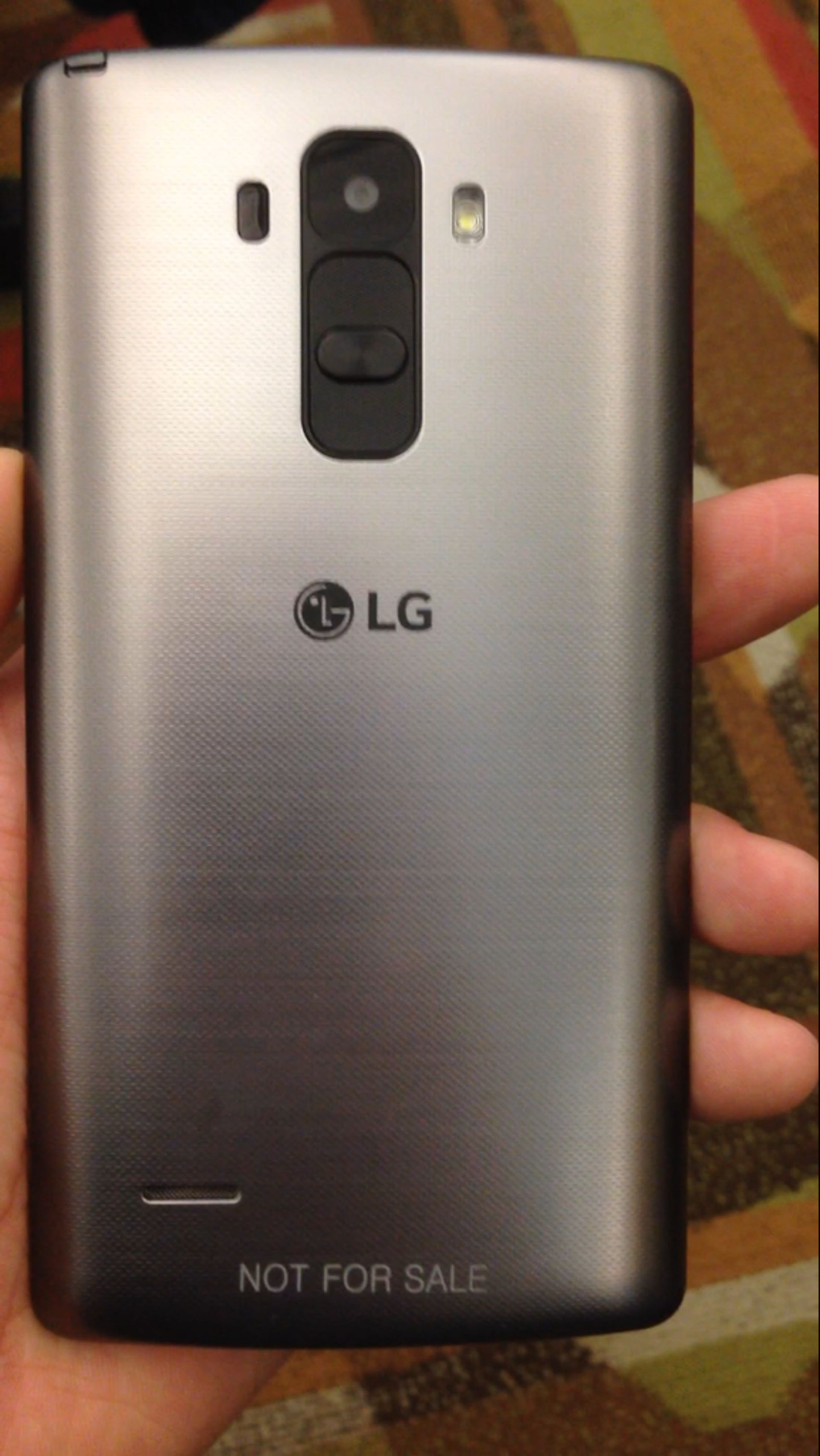 Photos-allegedly-showing-the-LG-G4-or-G4-Note3