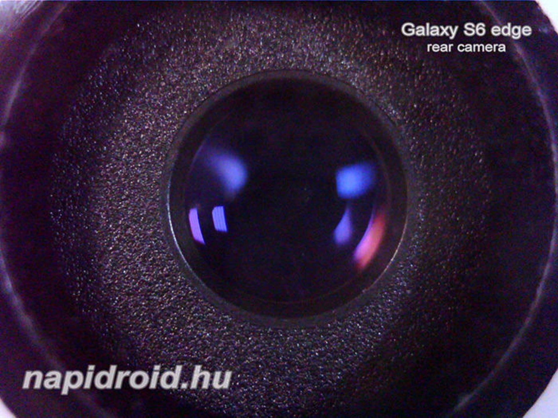 Galaxy-S6-edge-under-the-microscope-6