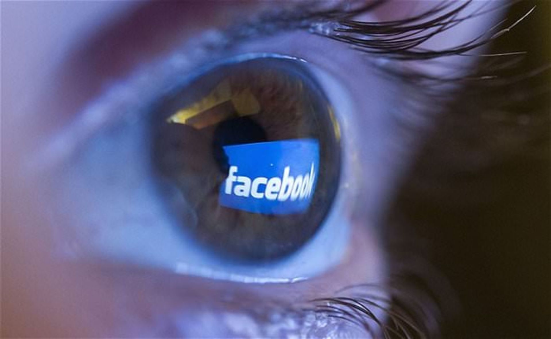 facebook-eye