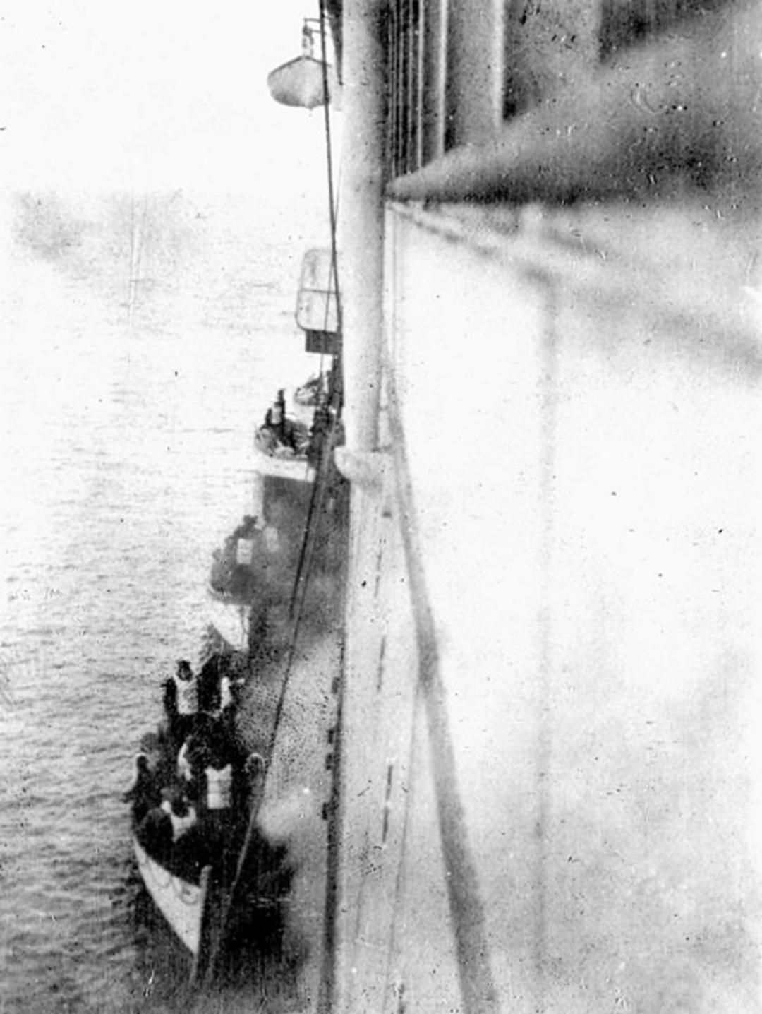 15-of-the-rarest-and-most-mind-blowing-photographs-in-history-11