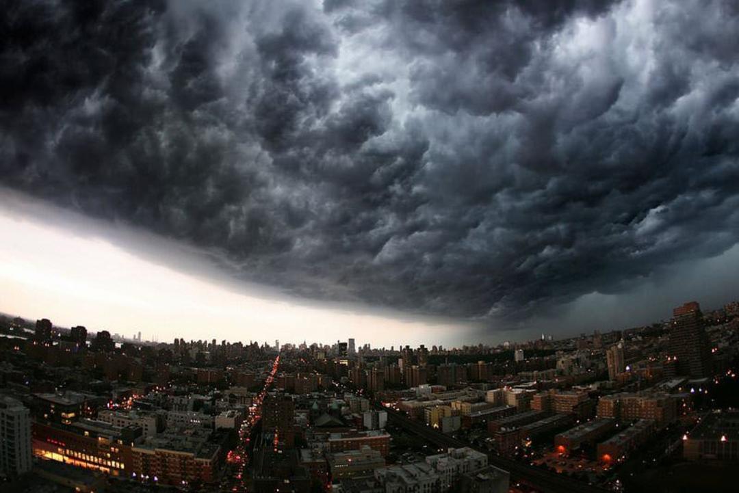 20-incredibly-shocking-cloud-formations-across-the-world-10