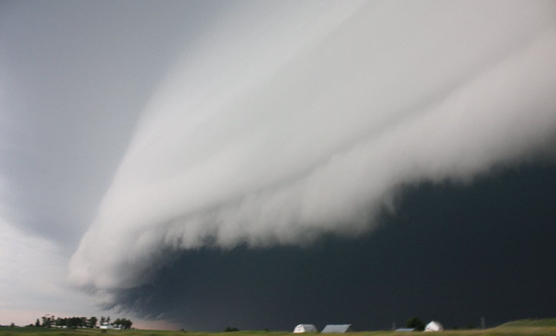 20-incredibly-shocking-cloud-formations-across-the-world-14