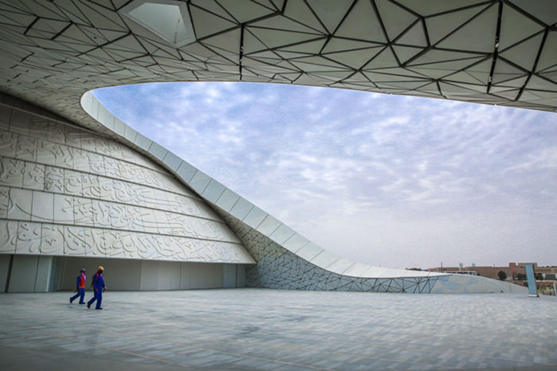 نگاهی به معماری متفاوت مسجد دانشگاه مطالعات اسلامی در قطر