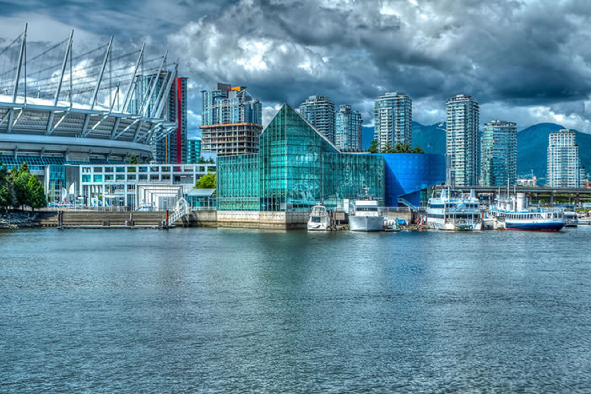 عکاسی از شهر زنده و پرجنب و جوش ونکوور