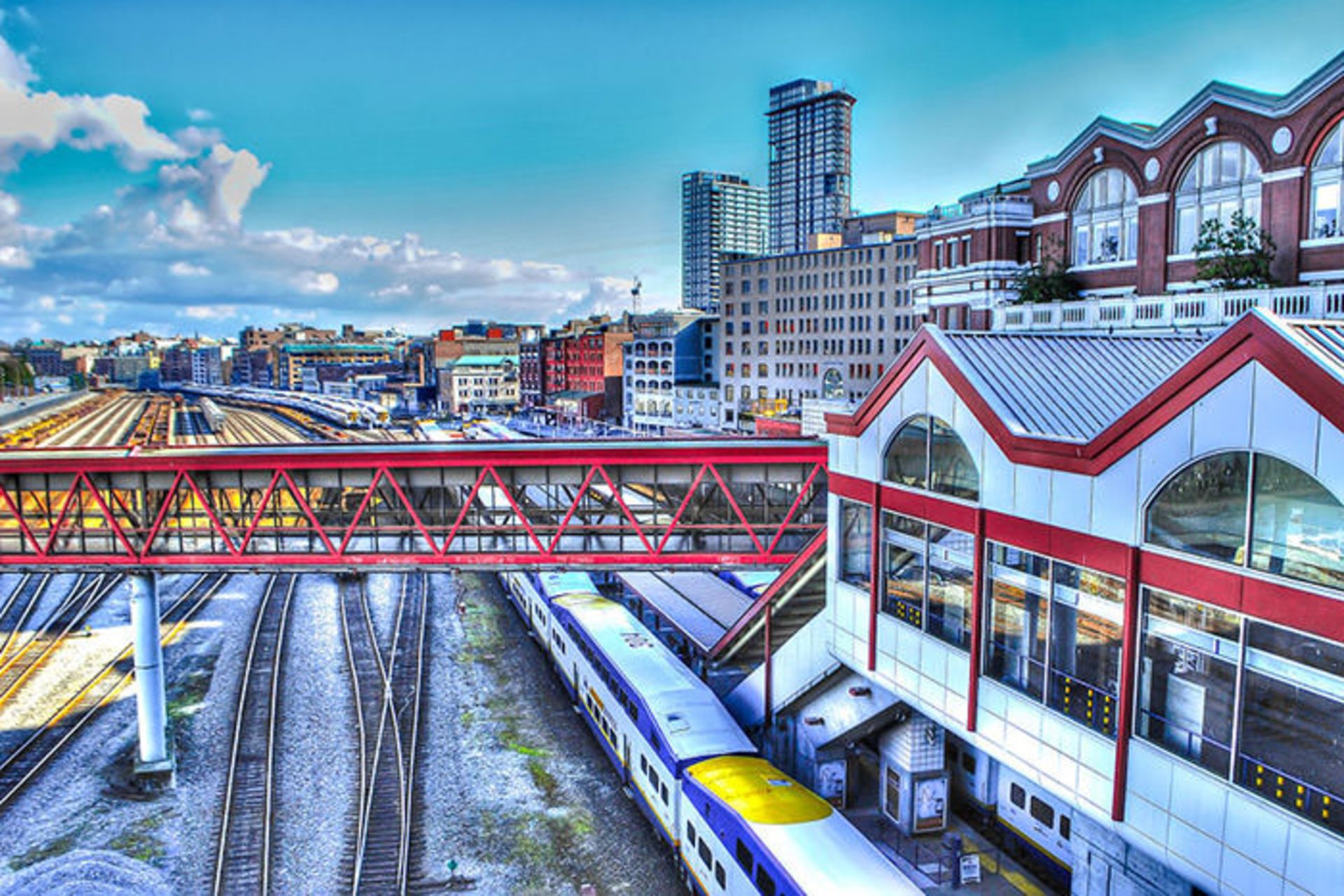 عکاسی از شهر زنده و پرجنب و جوش ونکوور