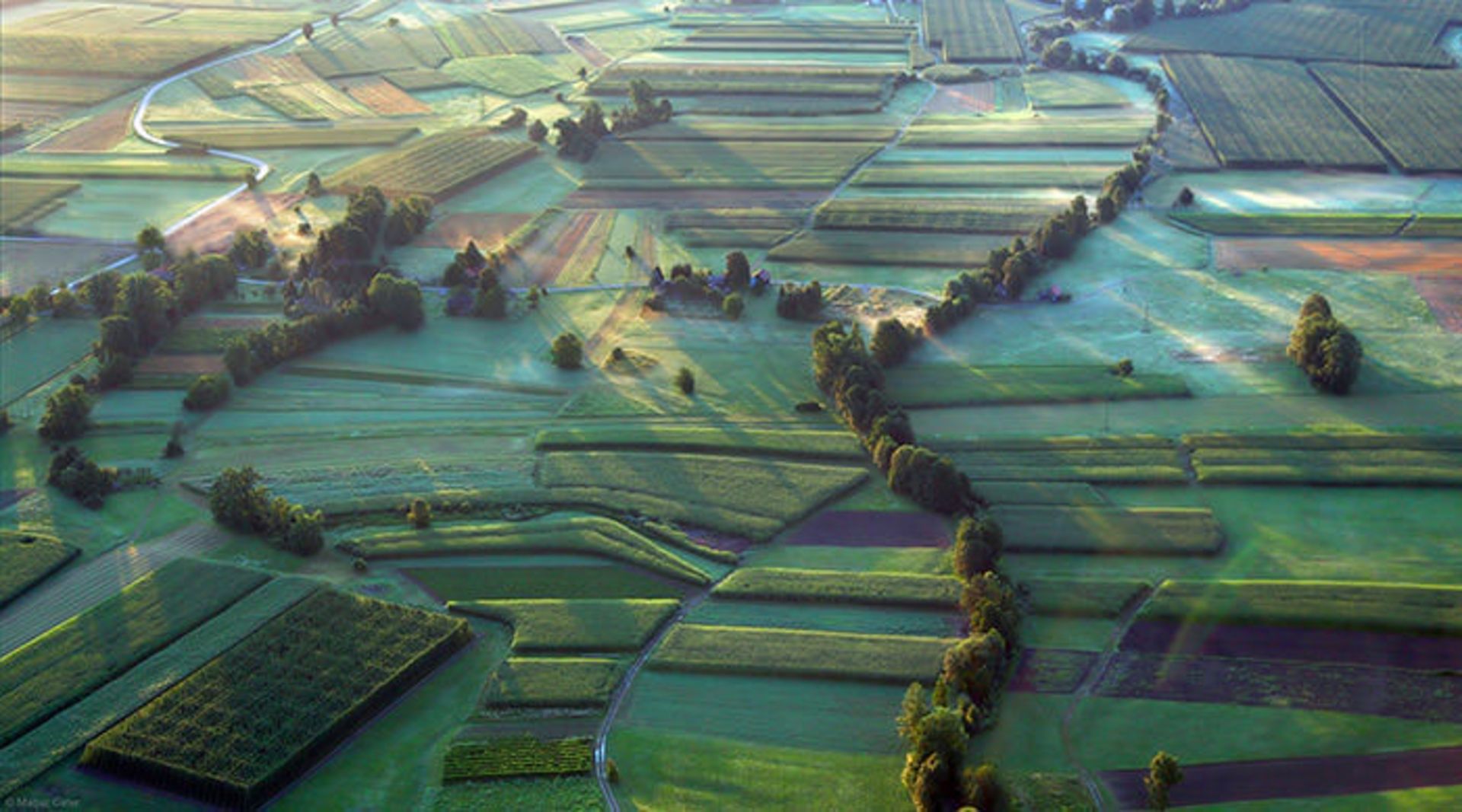 عکاسی هوایی از زمین