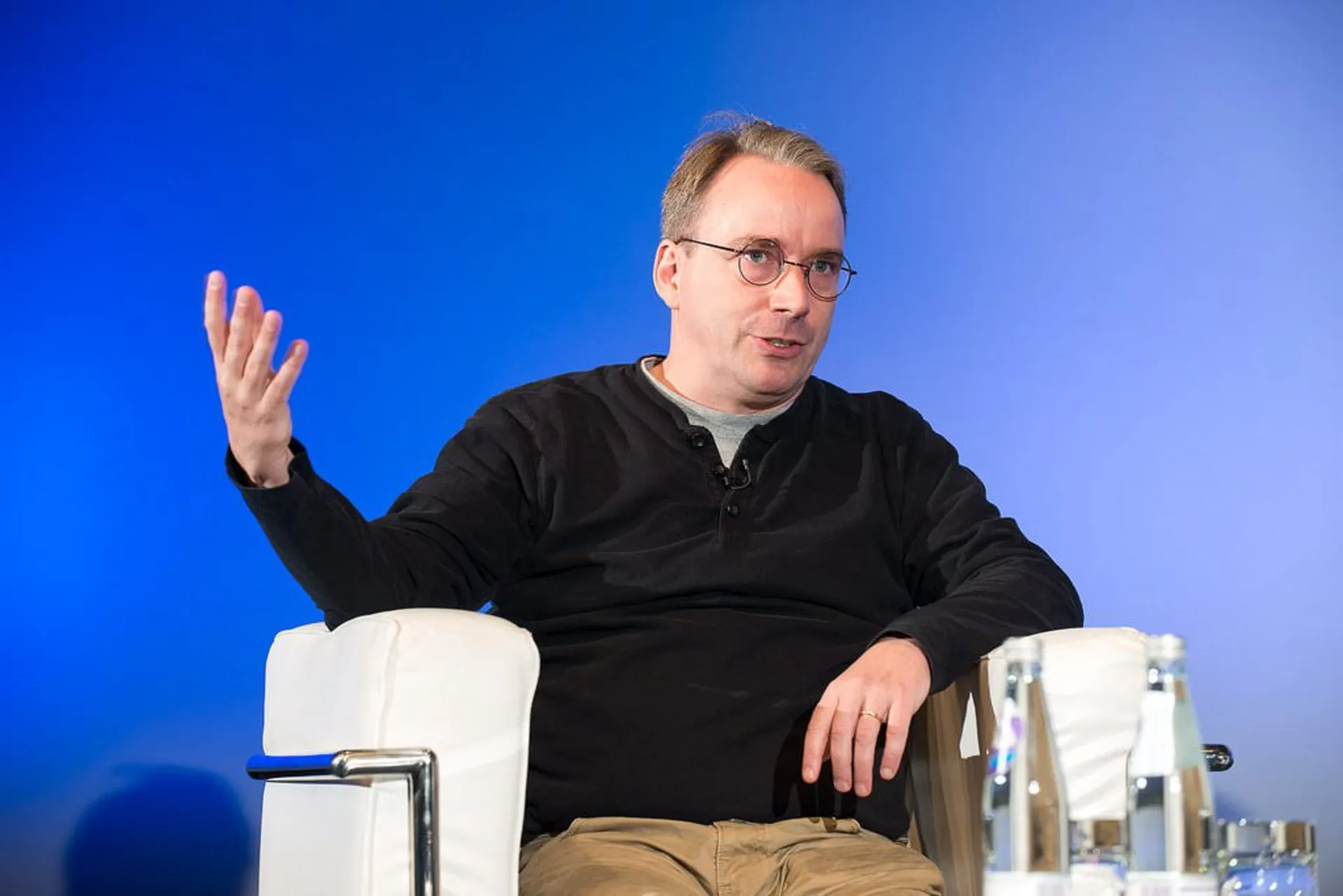 linus torvalds created linux