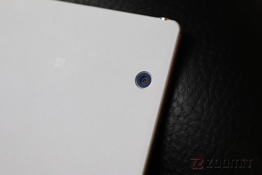 Xperia Z4 Tablet 7