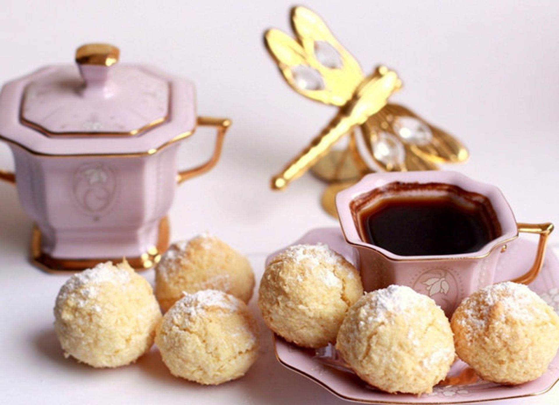 ماجراجویی‌های شیرین دینا بلنکو