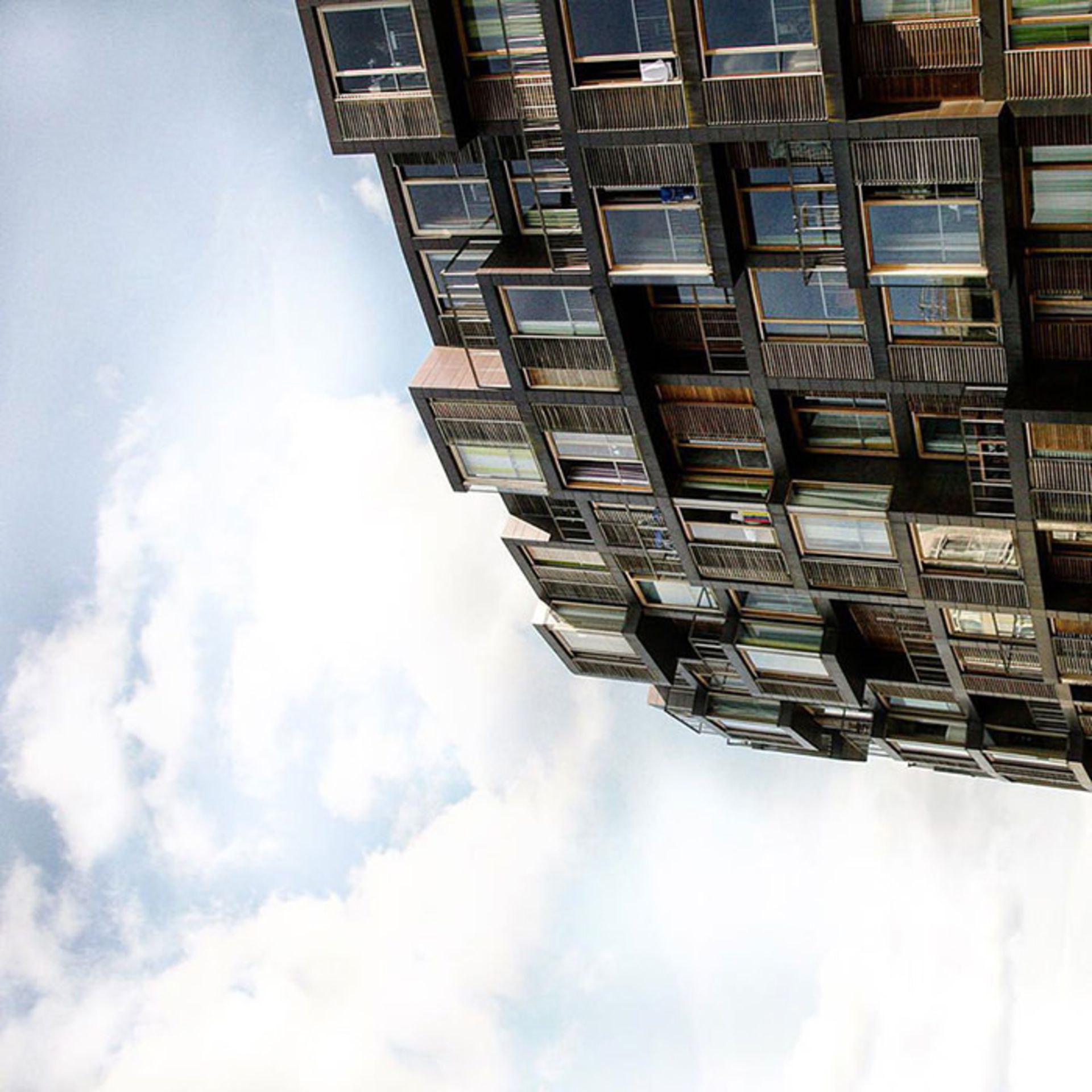 عکاسی مینیمالیستی از ساختمان‌های معروف اروپا