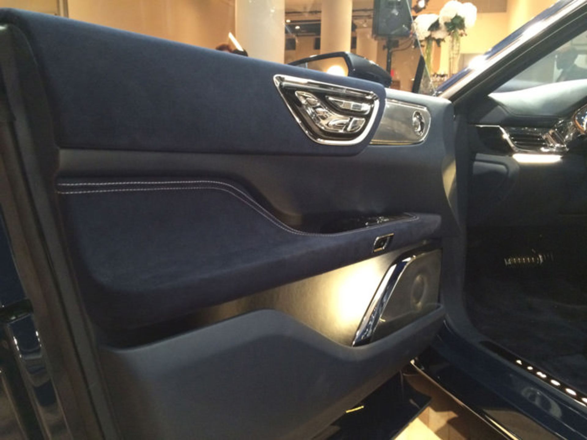 تنظیمات صندلی لینکلن کانتیننتال