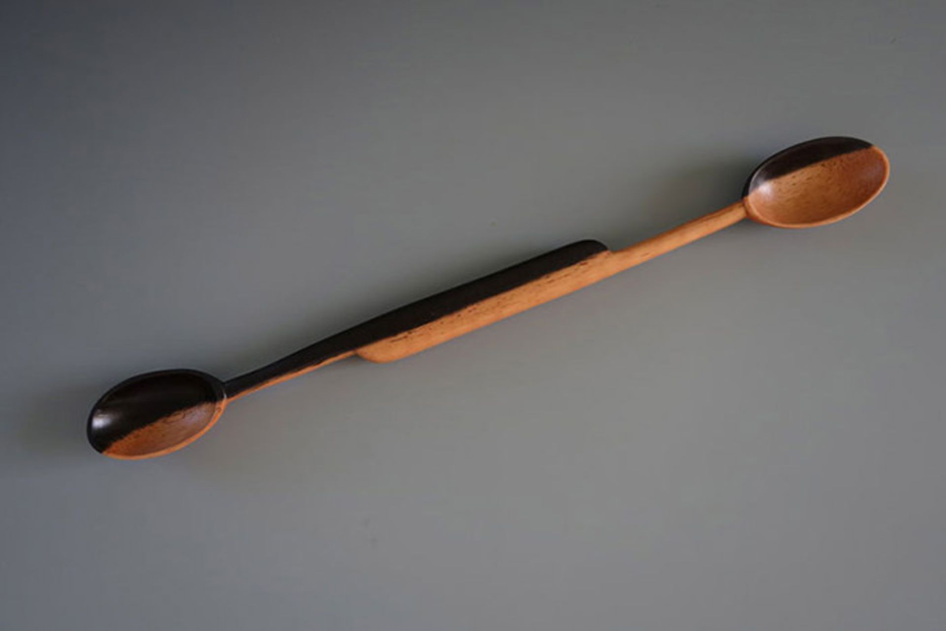 نگاهی به خلاقیت به کار رفته در ساخت قاشق‌های جوبی تری ویدنر