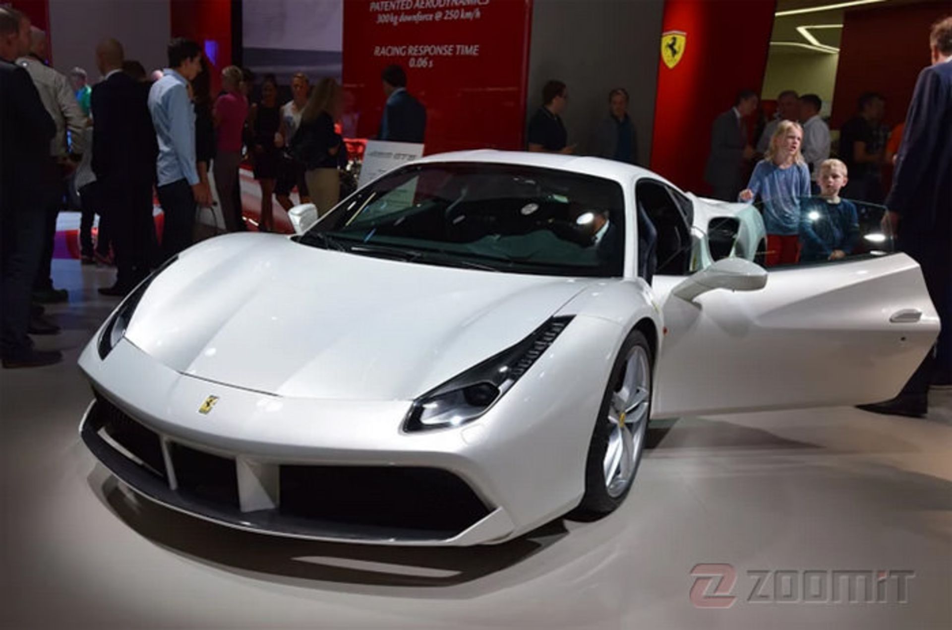 دریچه‌‌های کنار چراغ‌های عقب