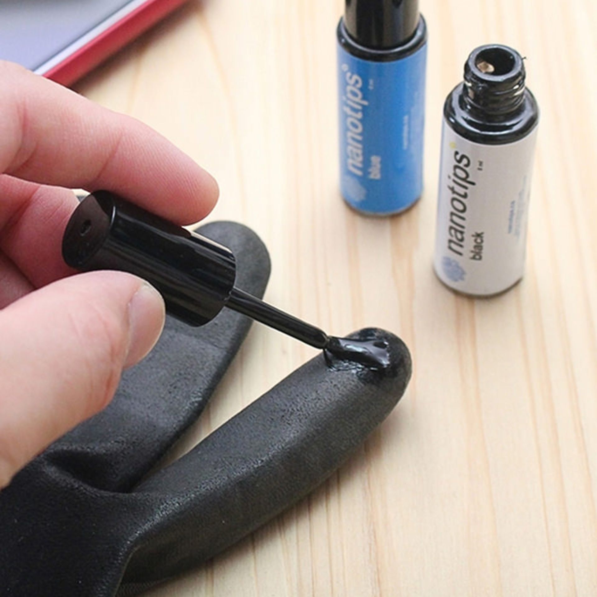 نانوتیپز و دستکش تاچ اسکرین