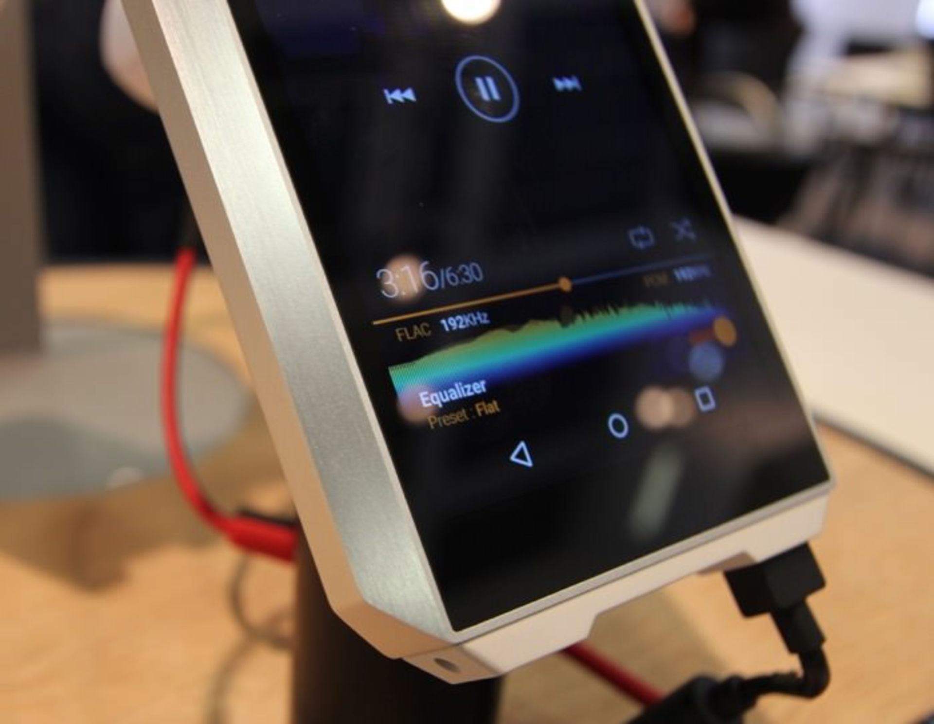 Pioneer XDP 100R Seite links