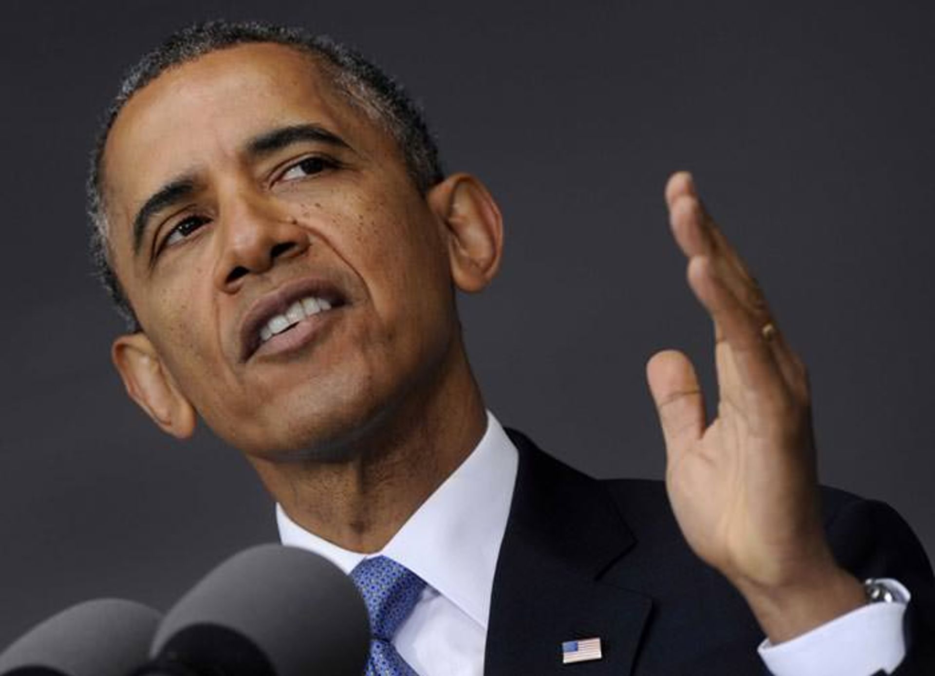 president barack obama scooped ice cream