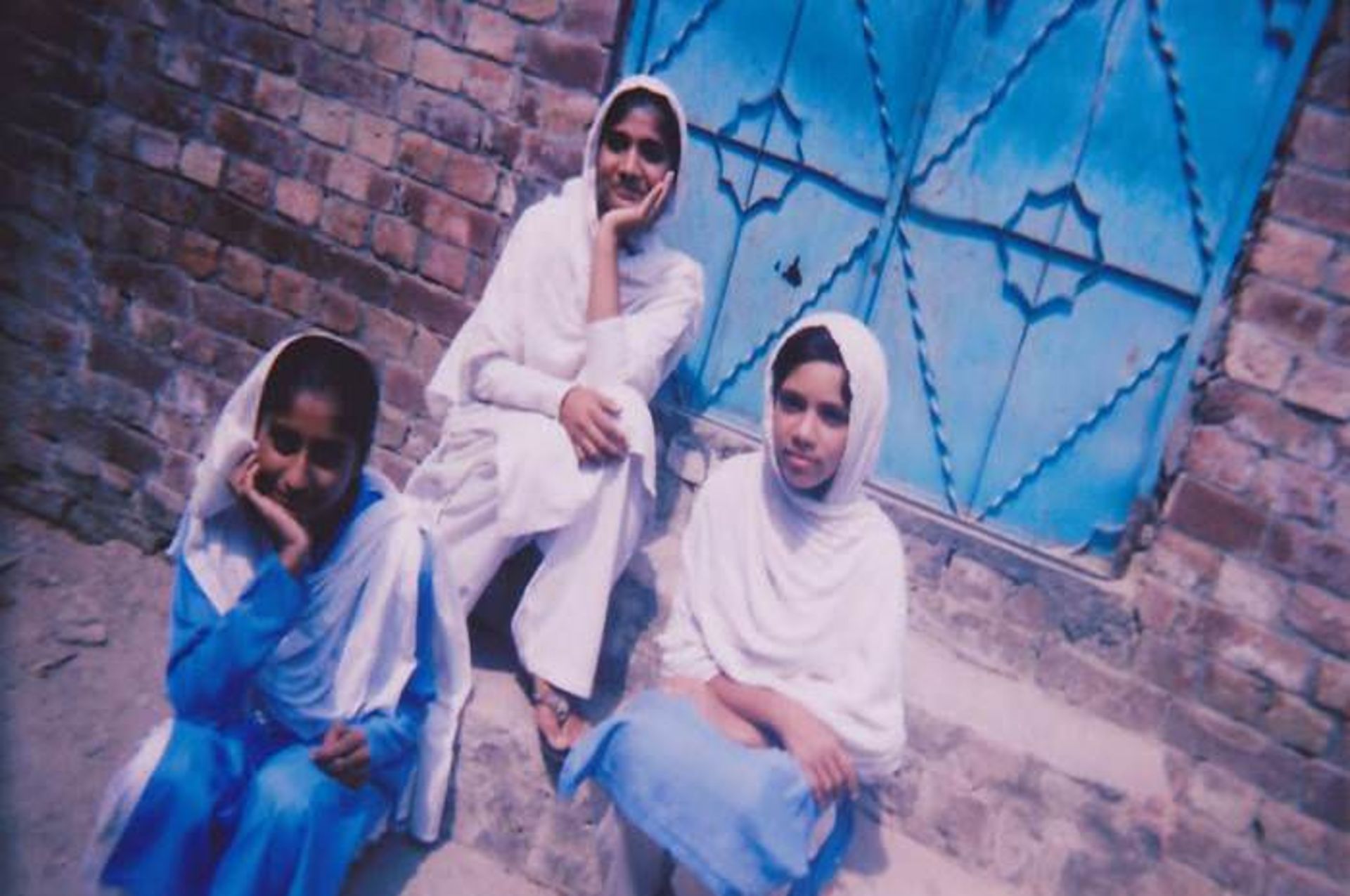 نمونه عکس‌های زنان از محیط اطراف خود گرفته‌اند