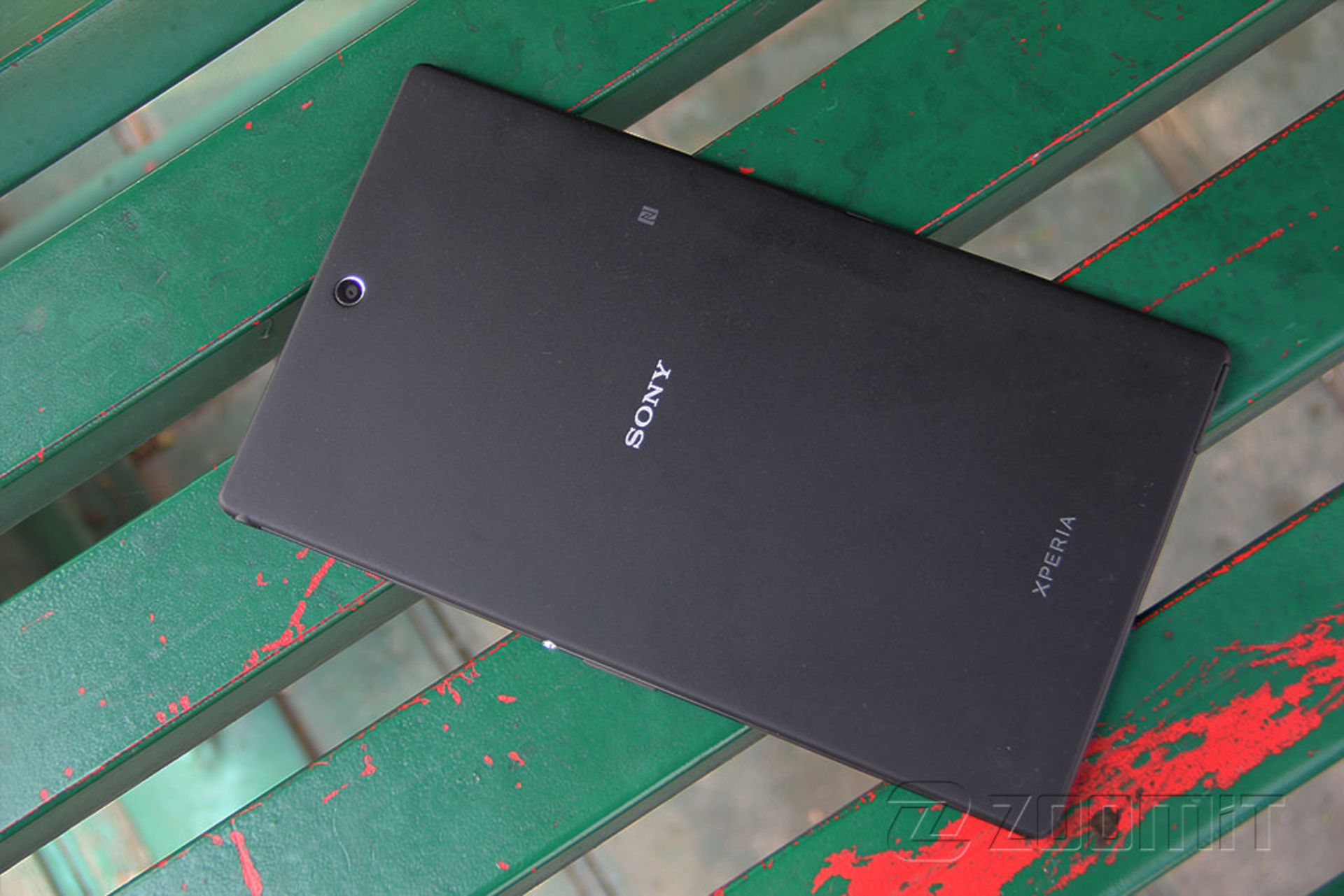 بررسی تبلت ۸ اینچی سونی Xperia Z3 Tablet Compact