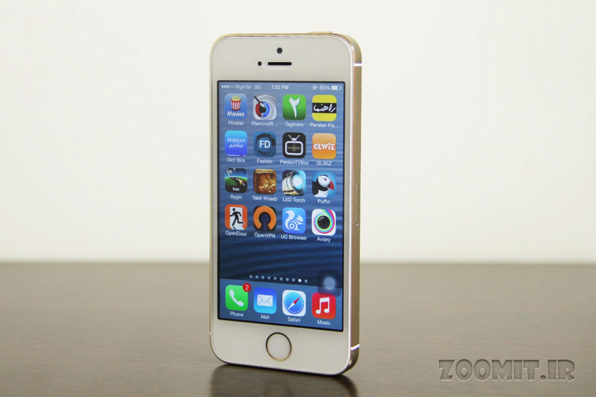 iPhone 5s Front - Gold