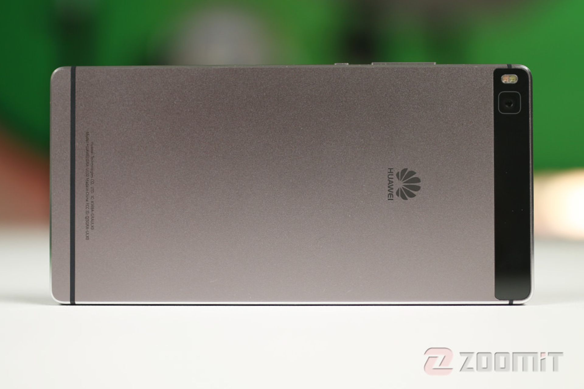 بررسی تلفن P8 هواوی