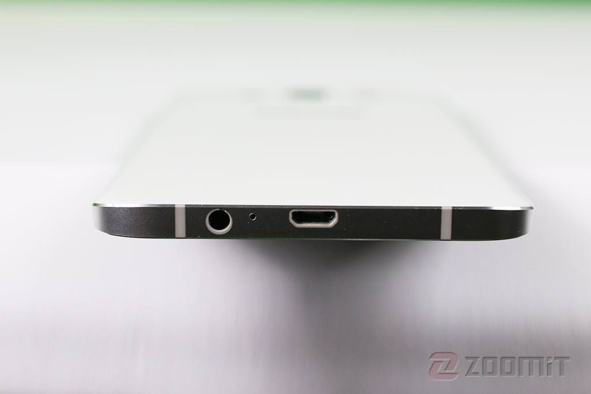 بررسی تلفن گلکسی A8 سامسونگ (Galaxy A8)