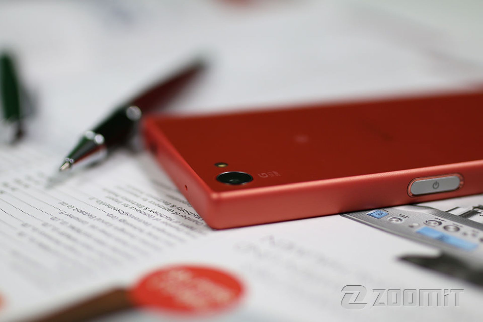 بررسی تلفن اکسپریا زد 5 کامپکت (Xperia Z5 Compact)