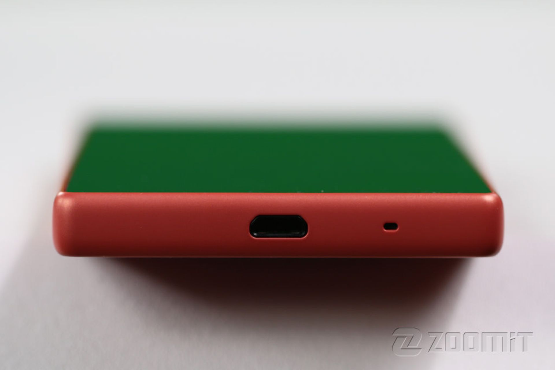 بررسی تلفن اکسپریا زد 5 کامپکت (Xperia Z5 Compact)