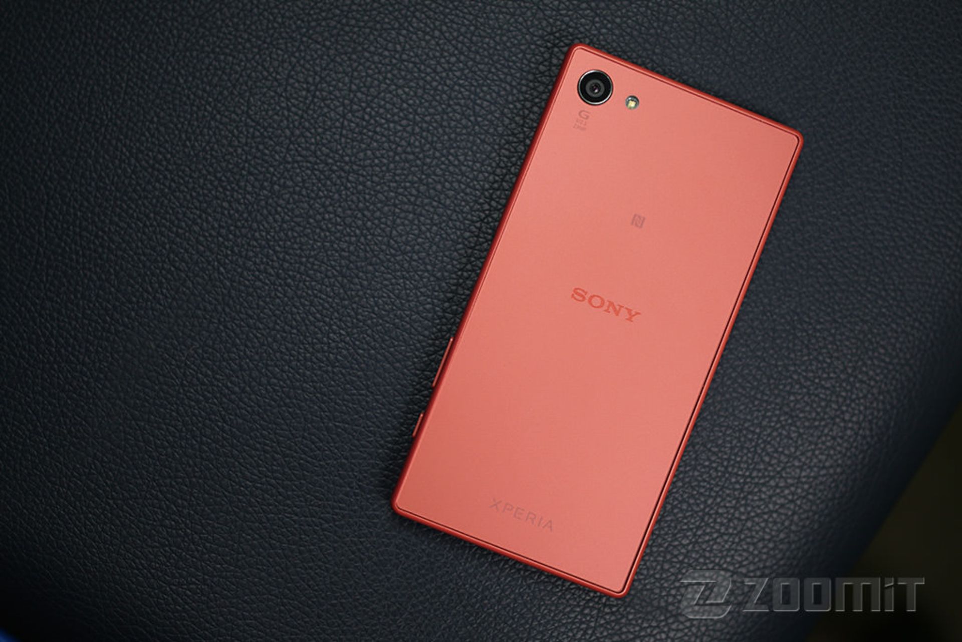 بررسی تلفن اکسپریا زد 5 کامپکت (Xperia Z5 Compact)