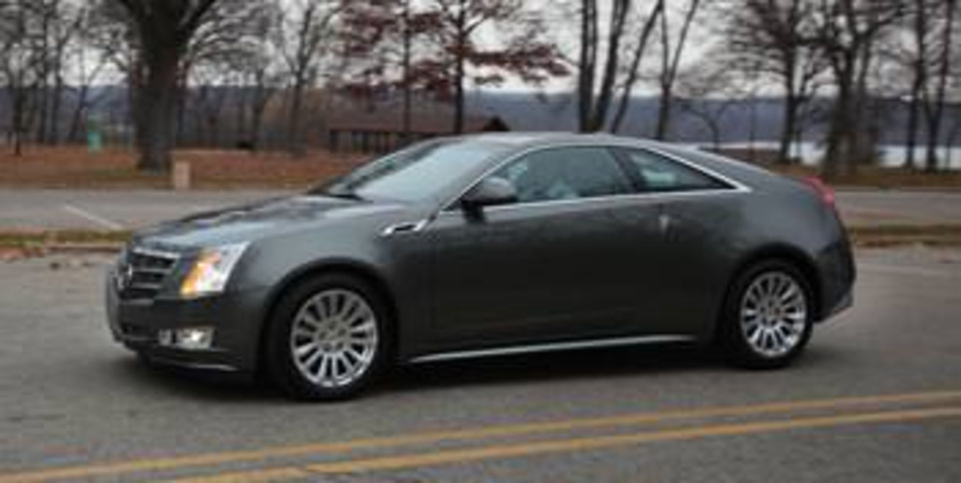 Cadillac--CTS-Coupe