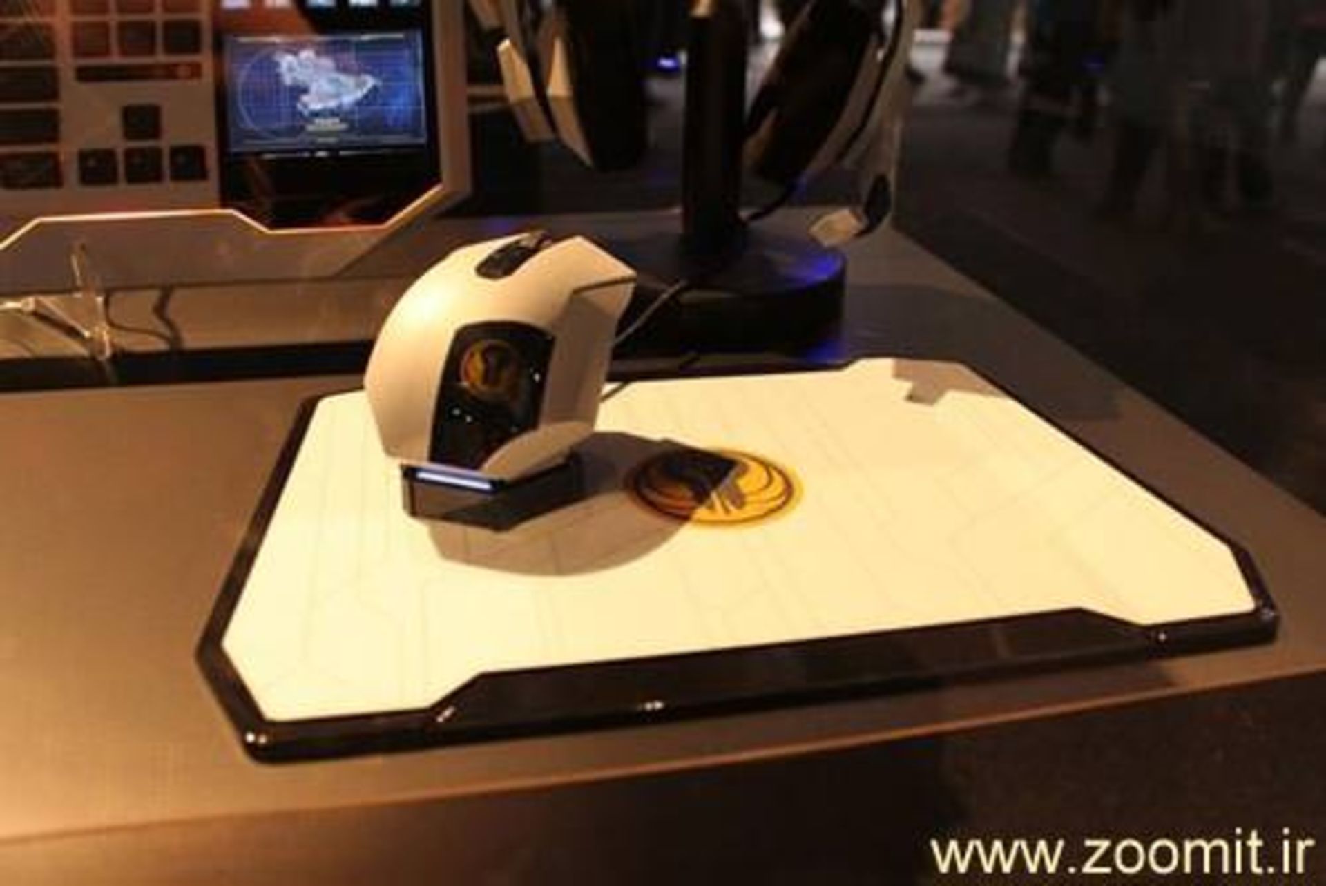 09_Razer-Star-WarsG-A-296074-22