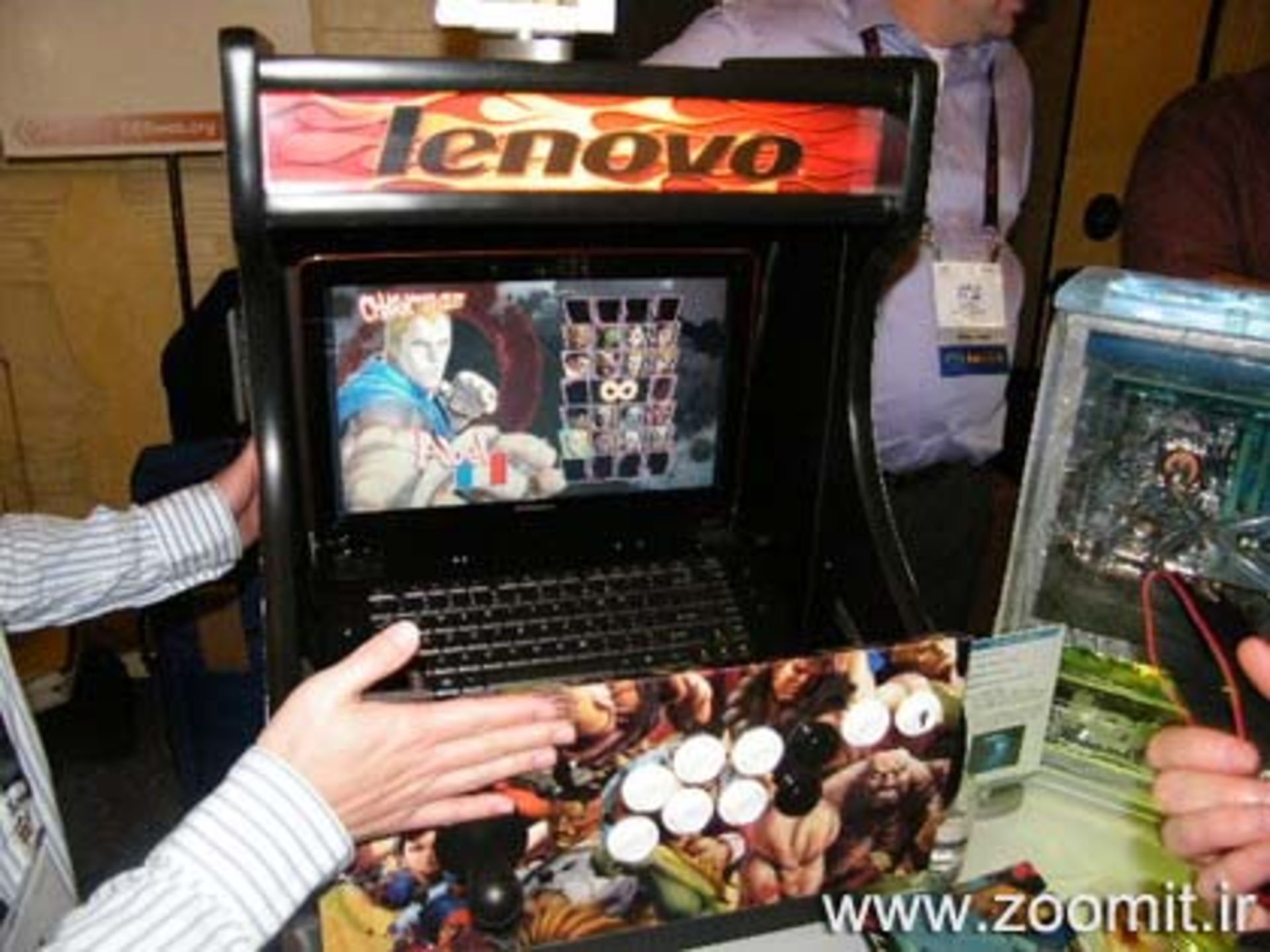 lenovo_arcade_open