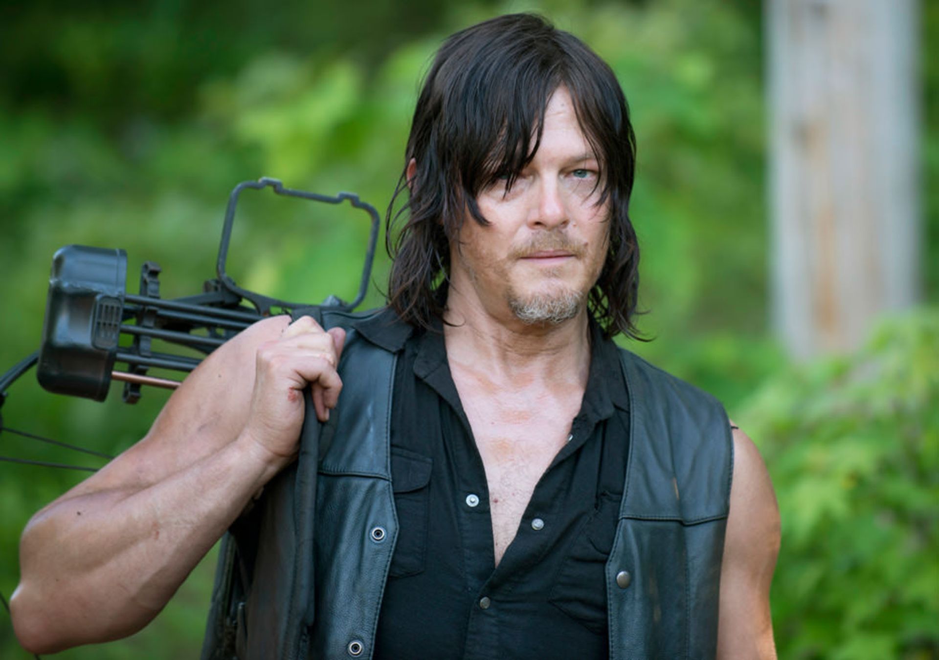 the walking dead episode 601 sneak daryl reedus 935