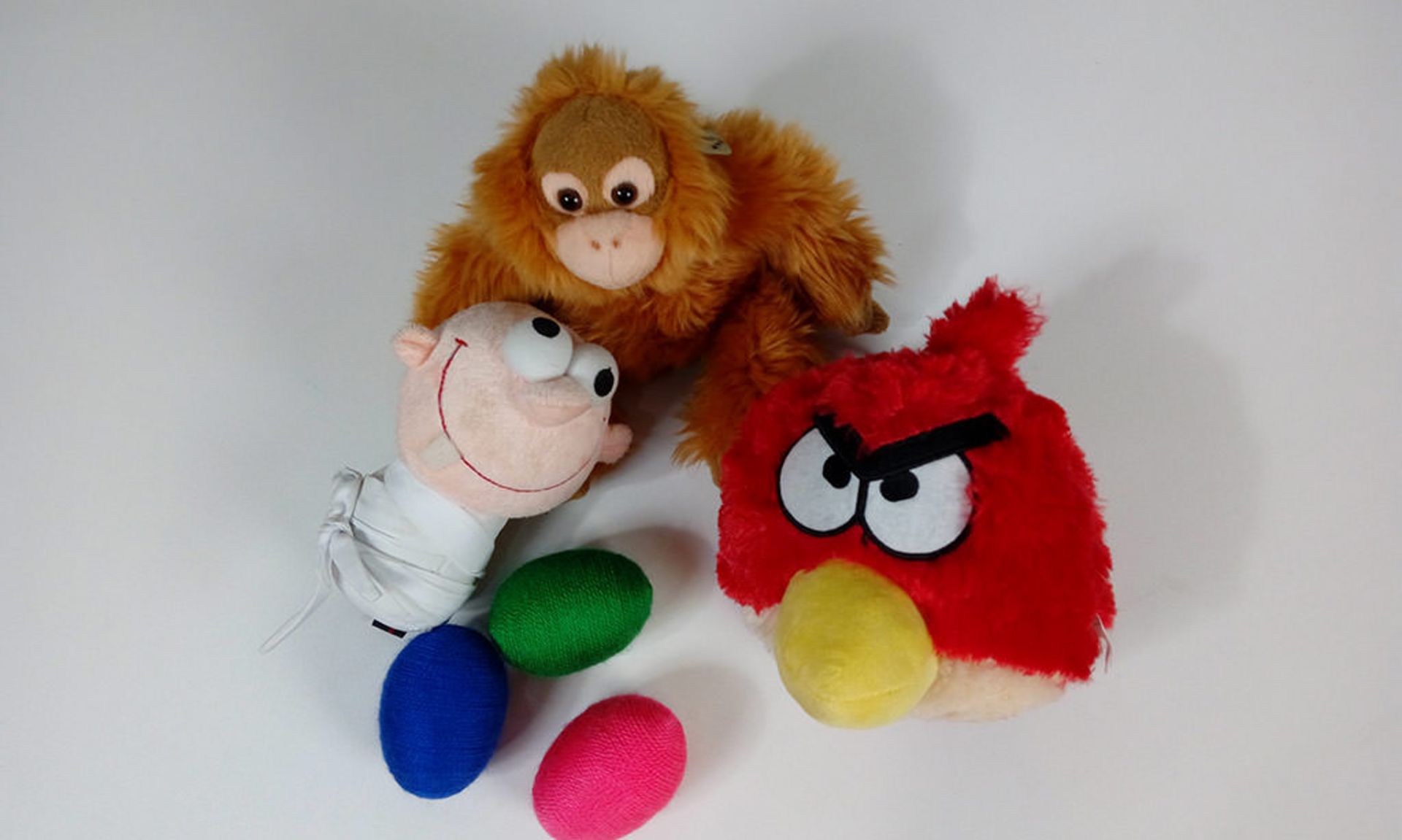 بررسی دیزایر 820 جی پلاس اچ‌تی‌سی