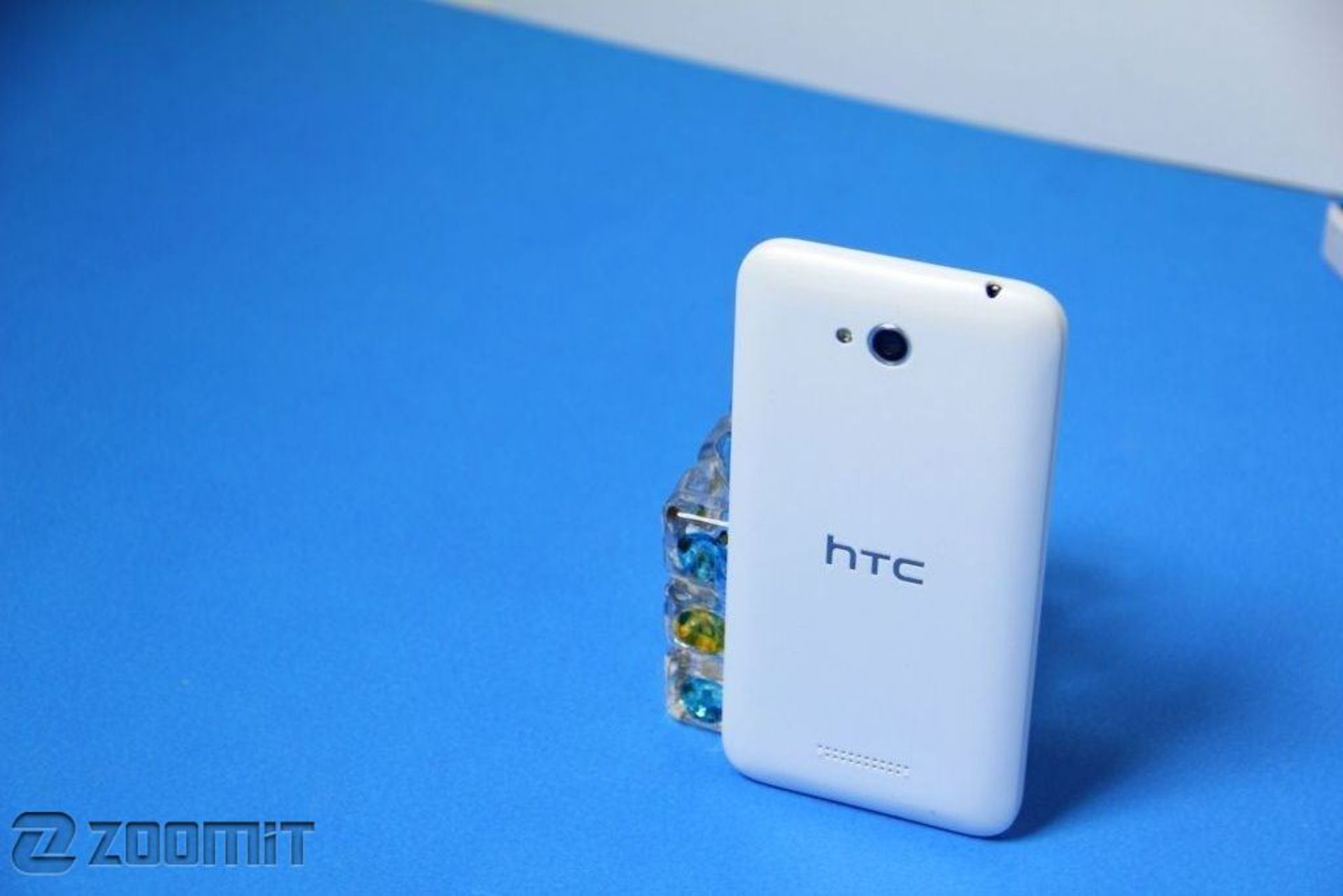 بررسی تلفن دو سیم‌کارته Desire 616 اچ‌تی‌سی