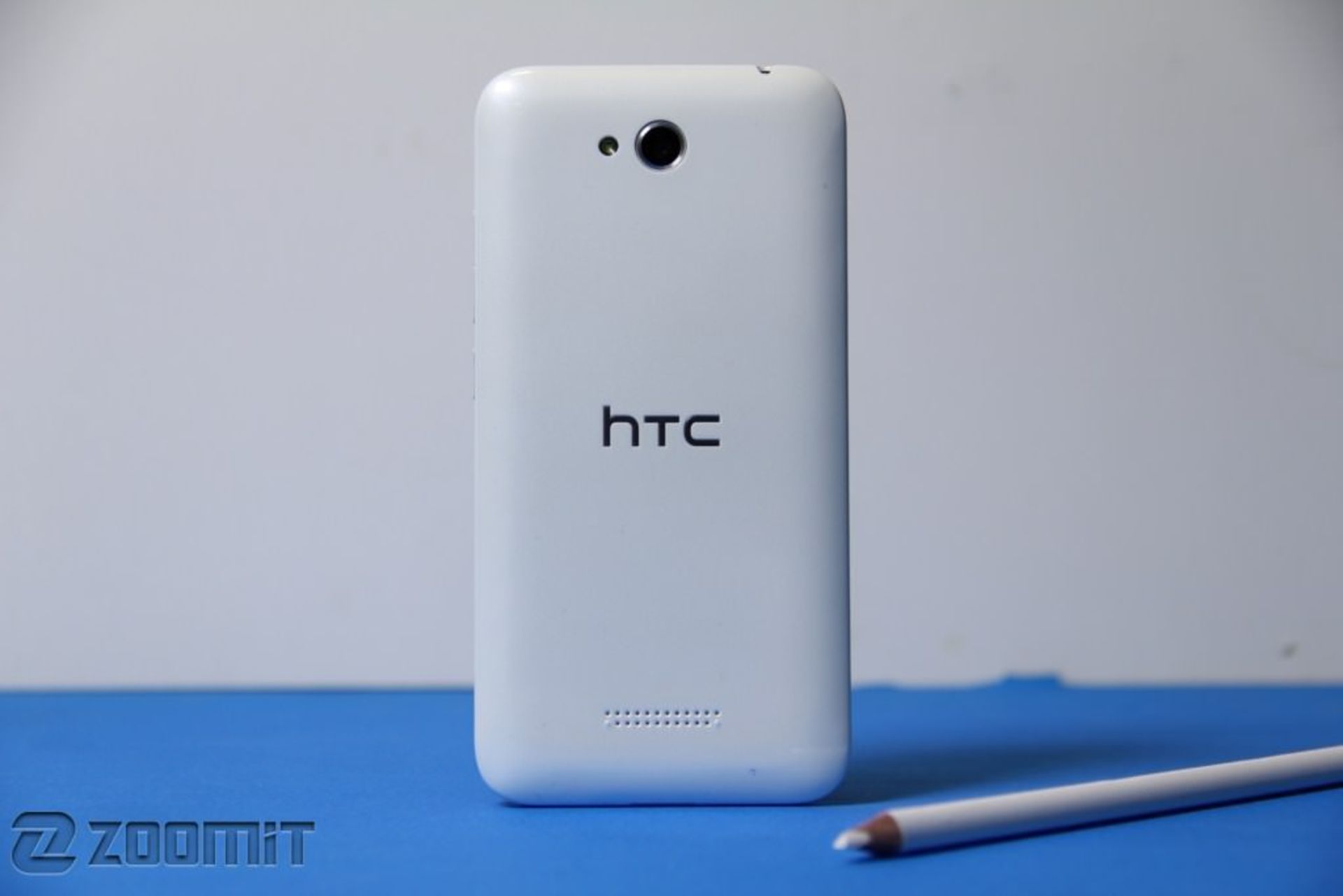 بررسی تلفن دو سیم‌کارته Desire 616 اچ‌تی‌سی