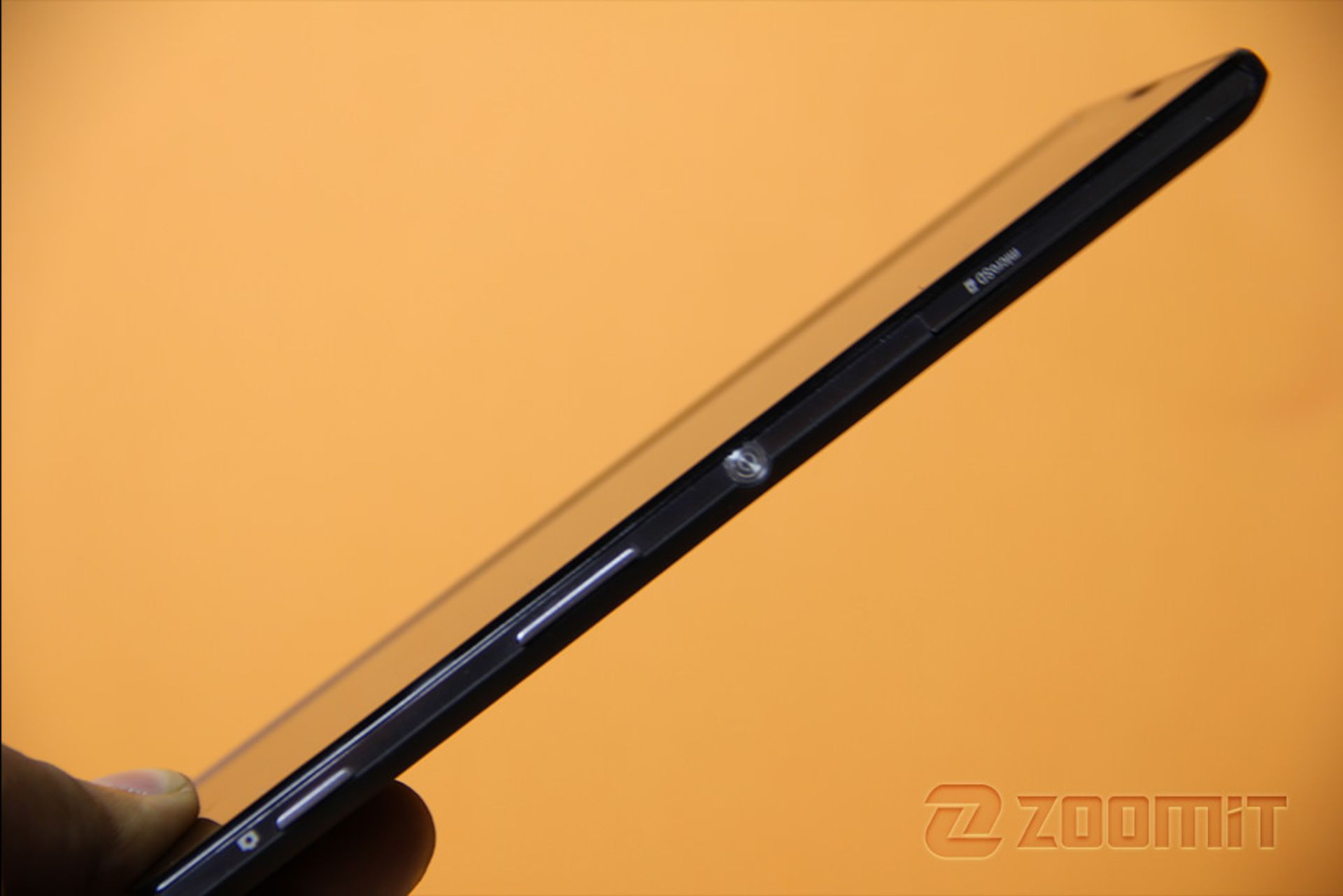 بررسی تلفن One M8 mini اچ‌تی‌سی