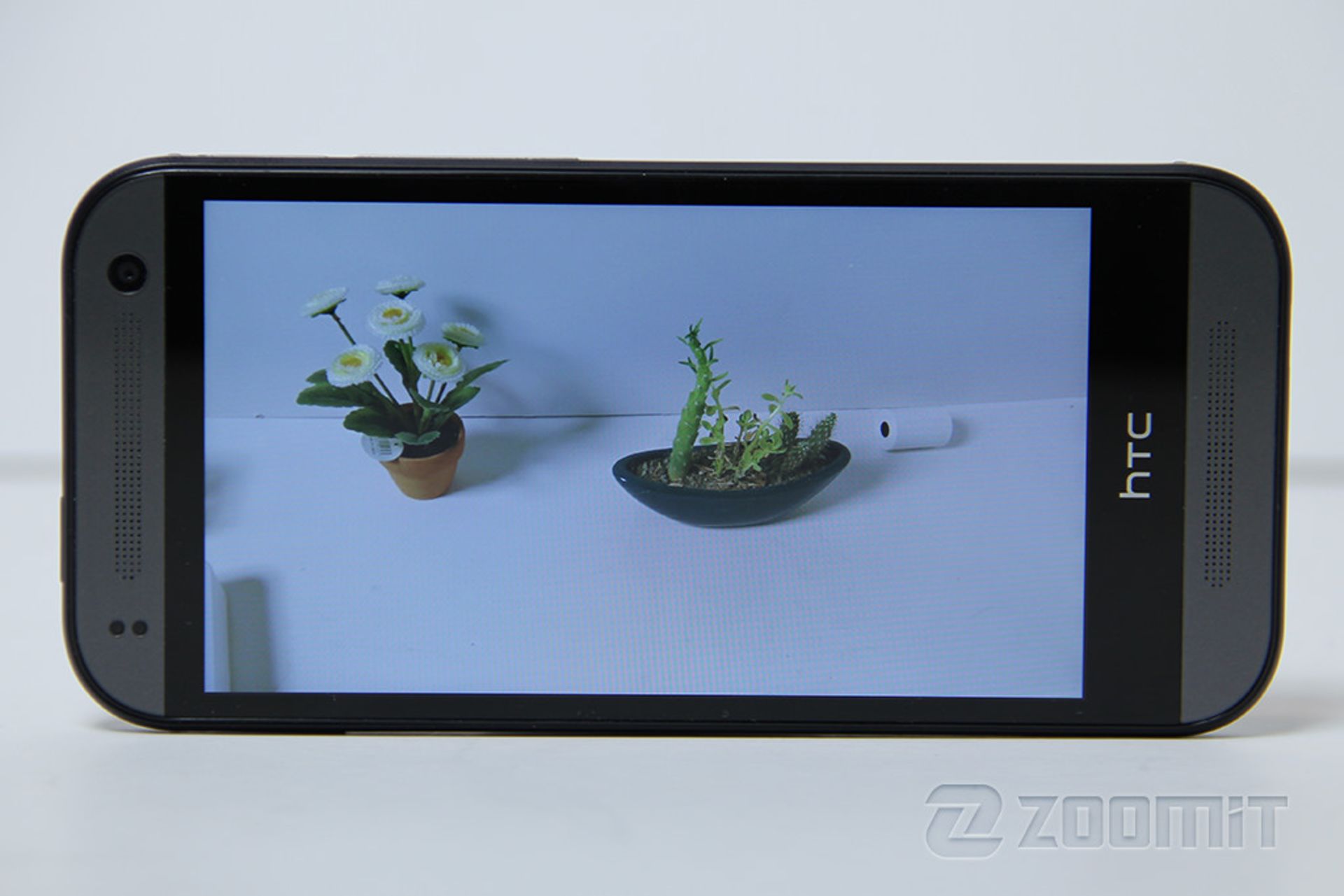 بررسی تلفن One M8 mini اچ‌تی‌سی